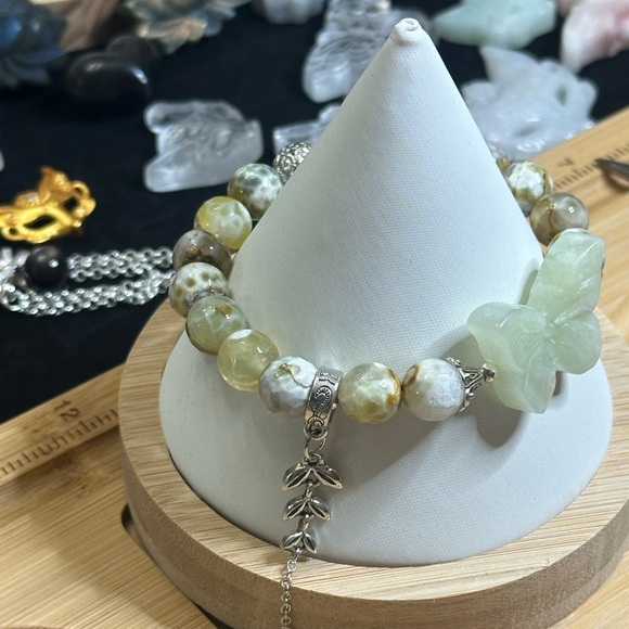 Meet your Posher, Alesha - Picture 12 of 16